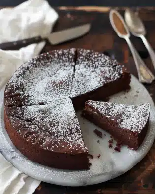 Torta Caprese (Chocolate and Almond Flourless Cake)