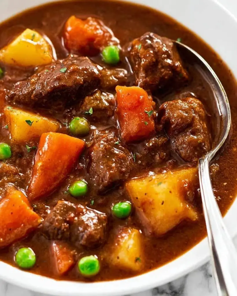 Slow Cooker Beef Stew with Red Wine and Tender Vegetables Recipe