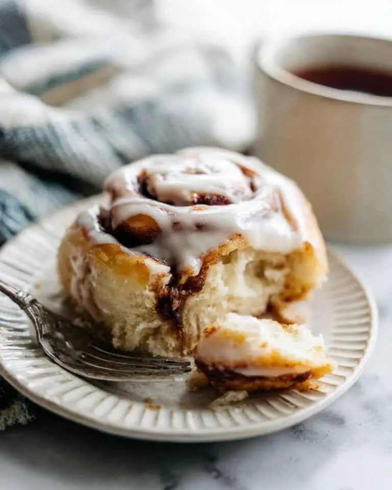 Easy Homemade Cinnamon Rolls Recipe
