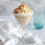 The Best Christmas Cocktail: A Winter Snowflake Recipe