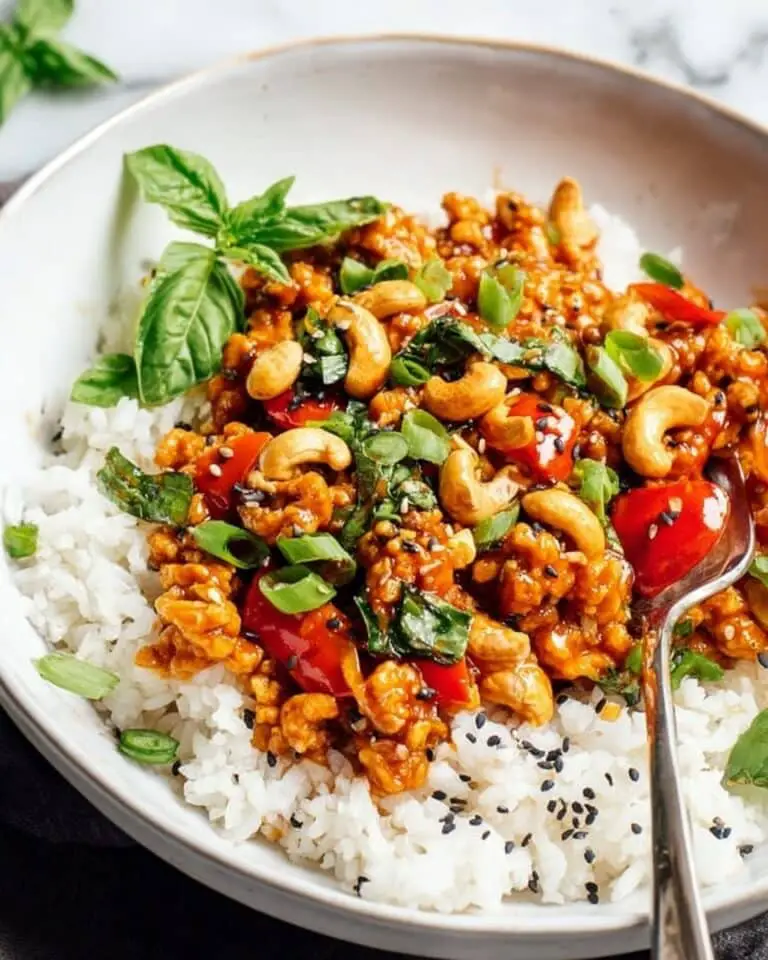 Sweet and Spicy Gochujang Chicken Bowls Recipe