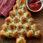 The Best Cheesy Christmas Tree Bread Recipe