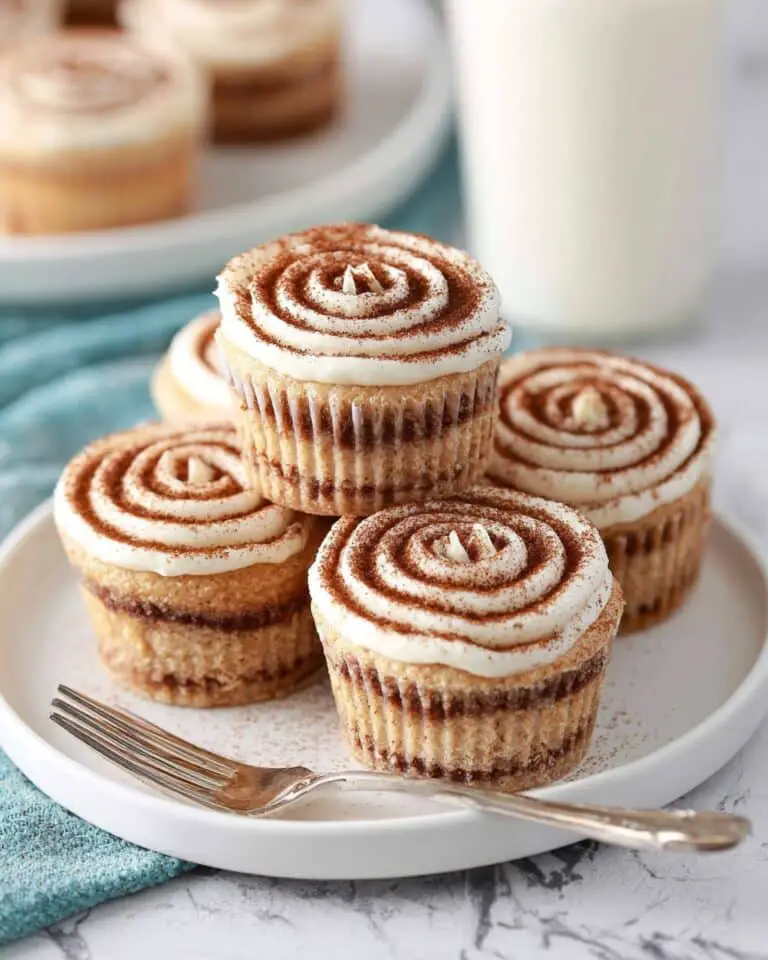Mini Cinnamon Roll Cheesecakes Recipe