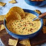 2-Minute Microwave Cheddar Cheese Sauce Recipe