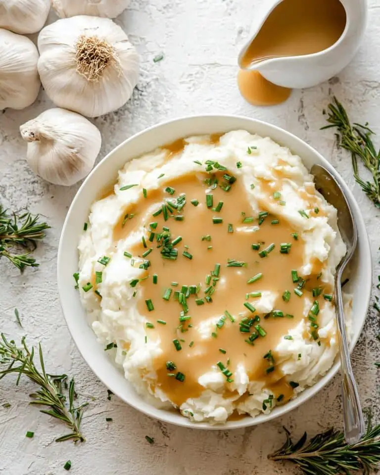 Roasted Garlic Vegan Gravy Recipe