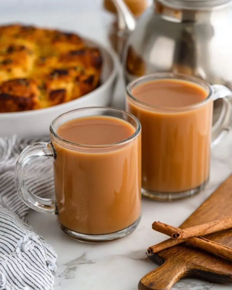 Adeni Chai (Karak): Spiced Cardamom Milk Tea Recipe