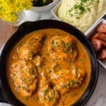 Cajun Smothered Chicken with Brown Gravy Recipe
