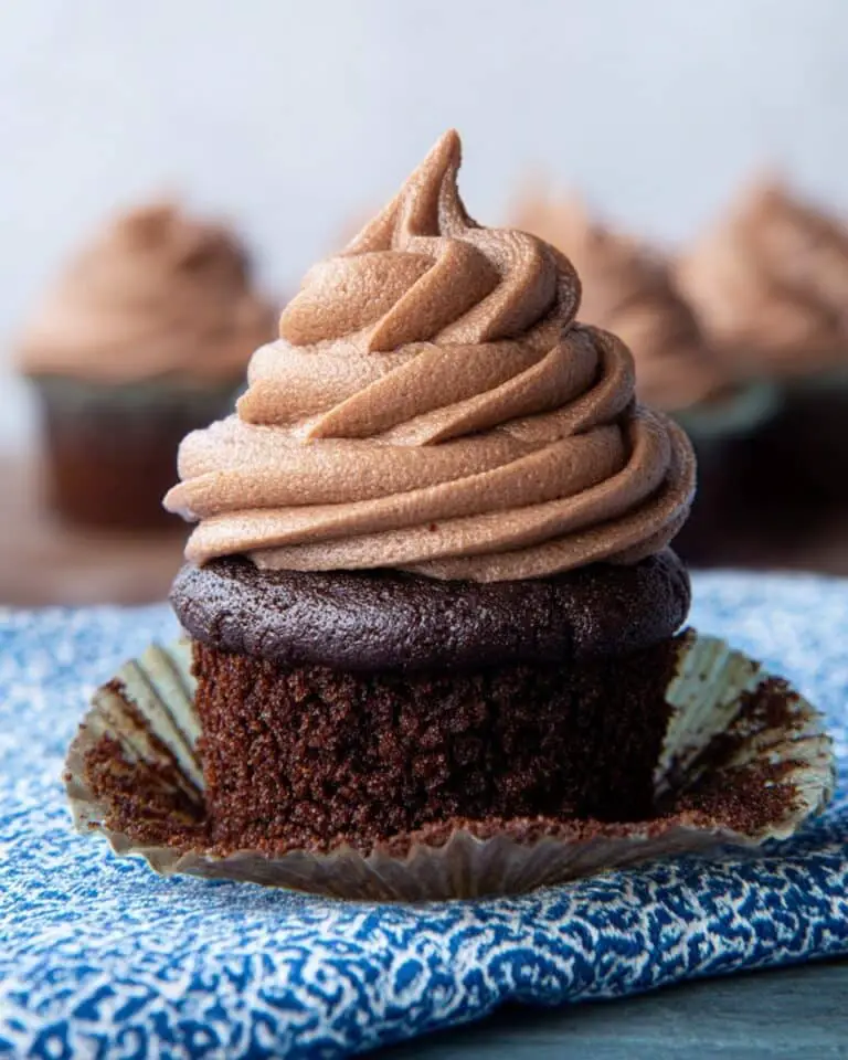 Moist & Fluffy Gluten Free Chocolate Cupcakes Recipe
