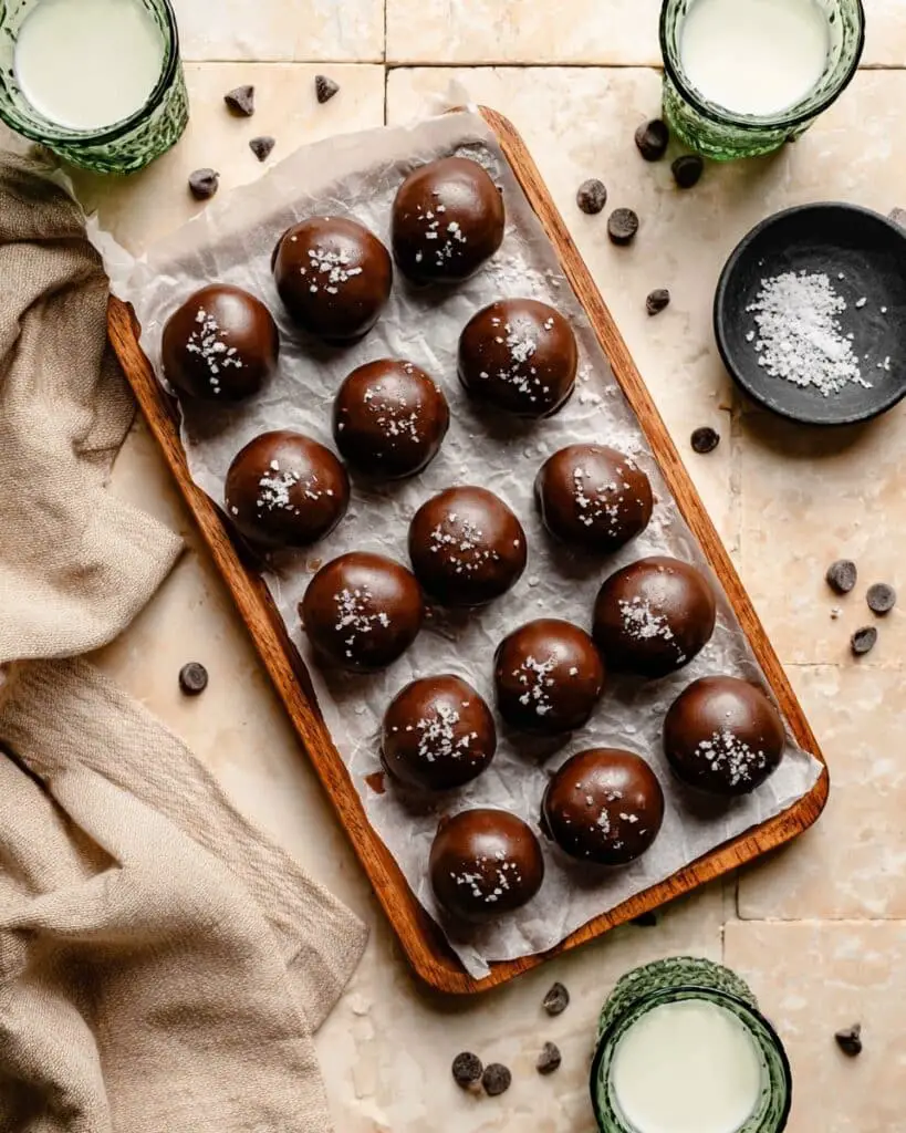 Thin Mint Energy Bites Recipe