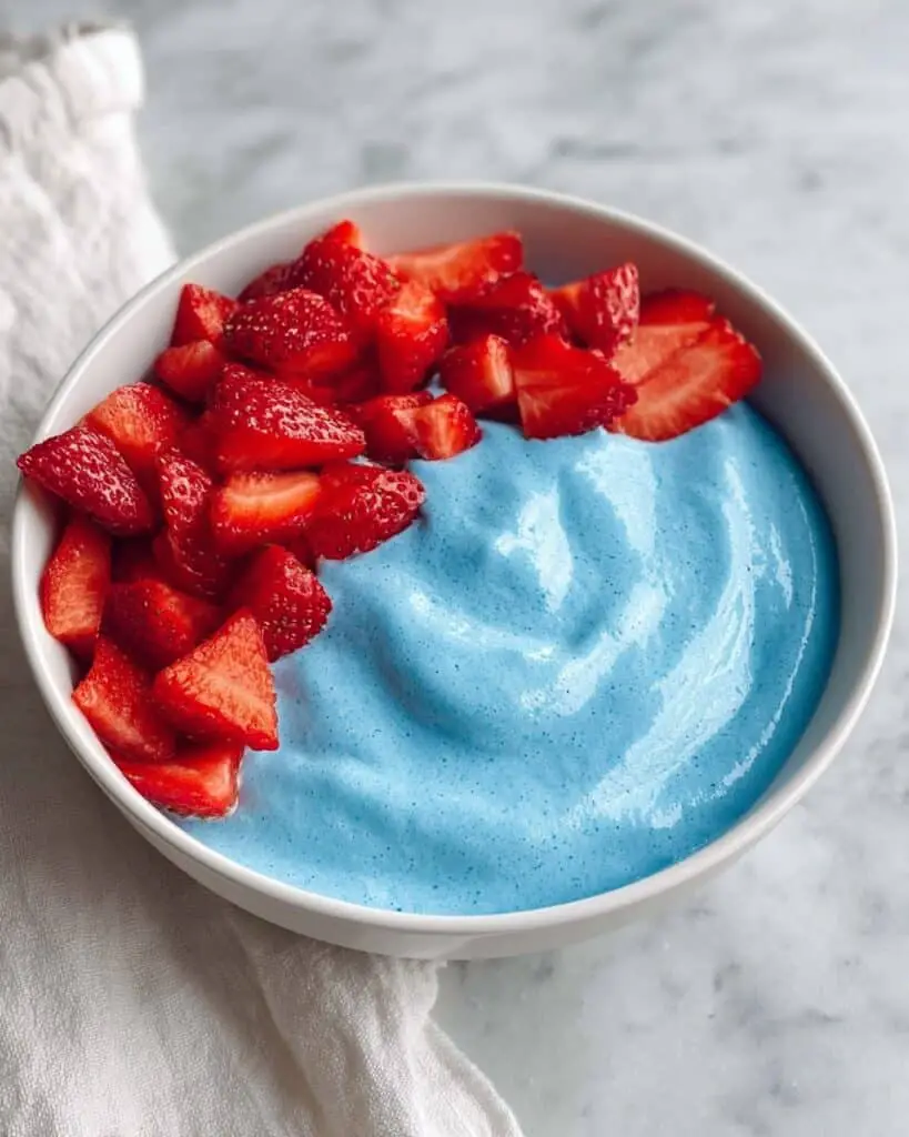 Blue Spirulina Banana Peach Smoothie Bowl Recipe